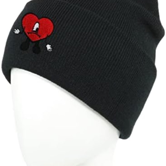 Bad bunny beanie black 'Un Verano sin Ti' Brand New - Picture 2 of 2